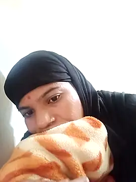 Rubi sarma online show from 10/04/25, 01:36