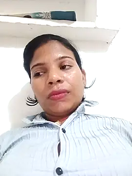 Rubi sarma online show from 10/04/25, 03:21