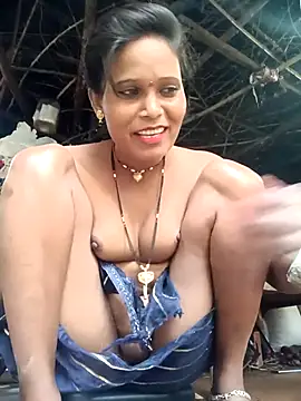 Snapshot of cute_diya_12 chatting on 11/07/25, 02:33 cute diya 12 online show from 11/07/25, 02:33