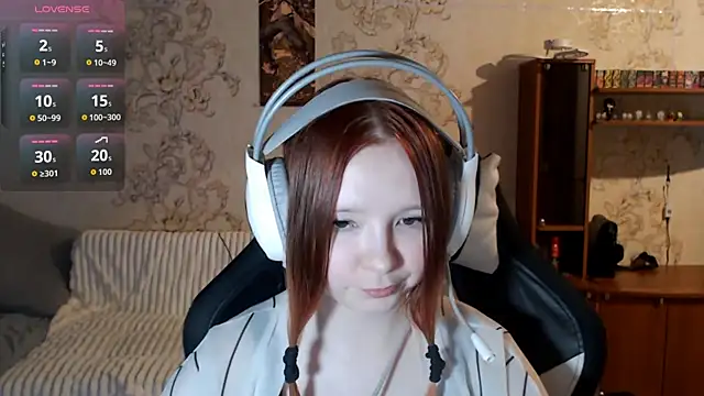 PansyBorriello online show from 10/01/25, 04:13