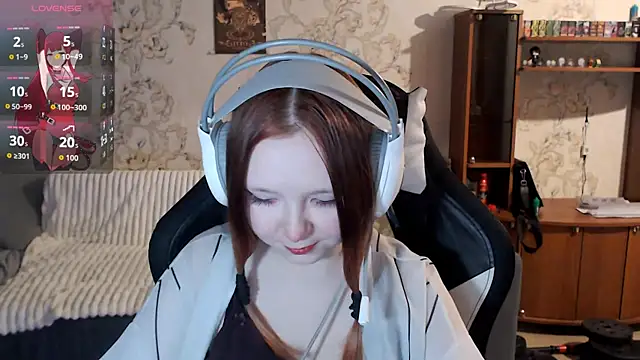 PansyBorriello online show from 10/04/25, 04:16