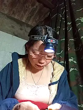  Helala  online show from 11/08/25, 08:36