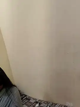 Hot modal online show from 11/27/25, 04:53