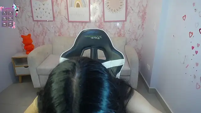 Kylie ch1 online show from 11/24/25, 03:17