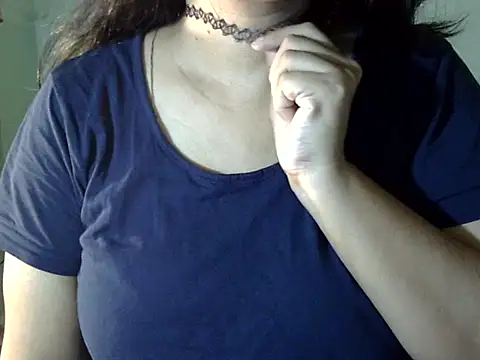 Snapshot of indianninza chatting on 09/16/25, 09:38 indianninza online show from 09/16/25, 09:38