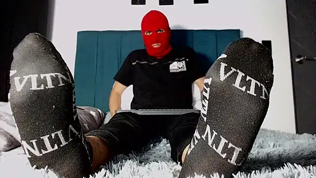 Warmteam777 online show from 10/08/25, 04:10