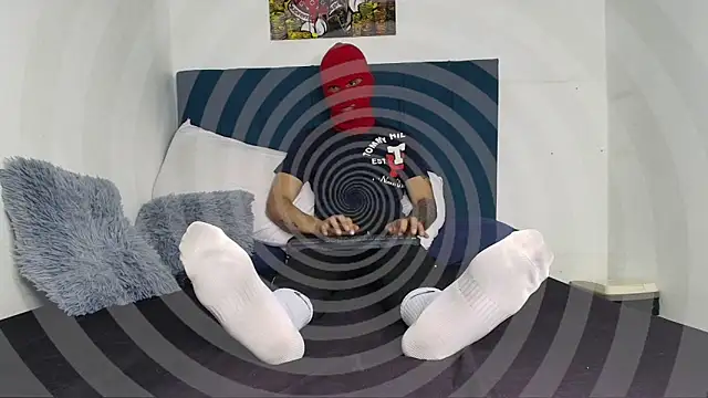 Warmteam777 online show from 11/16/25, 03:39