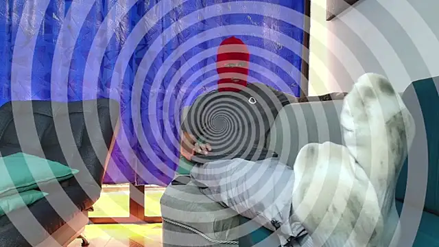 Warmteam777 online show from 12/14/25, 06:56