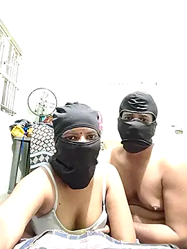 crazcy-couples online show from 09/09/25, 05:12