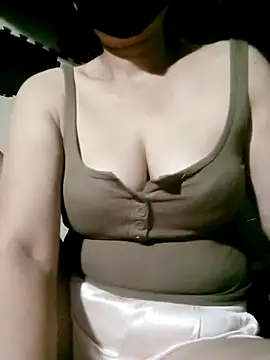 Surrilove online show from 09/21/25, 12:18