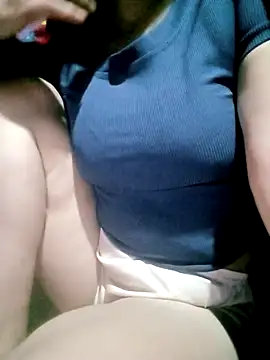 Surrilove online show from 11/20/25, 04:07