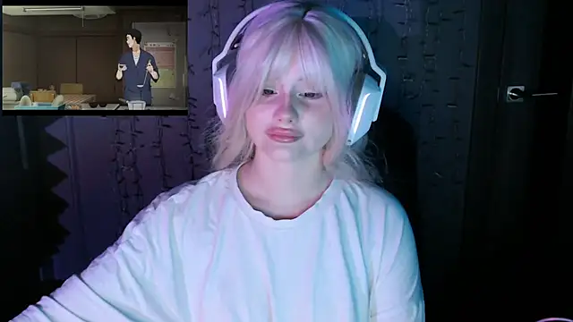 BlondyyArish online show from 09/11/25, 12:11