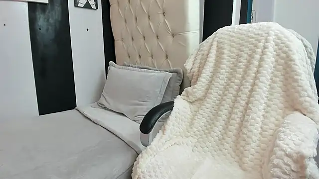 Melisa ss online show from 10/11/25, 09:57