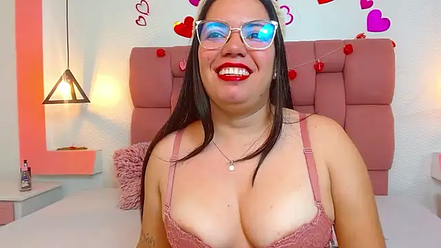 MelanyCruzz online show from 09/10/25, 12:05