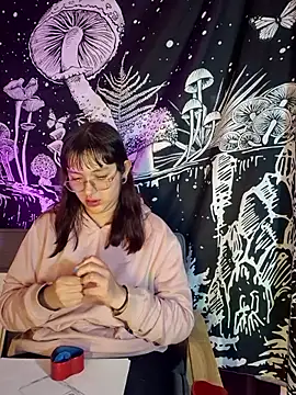 Violetaa Leee online show from 09/11/25, 10:32