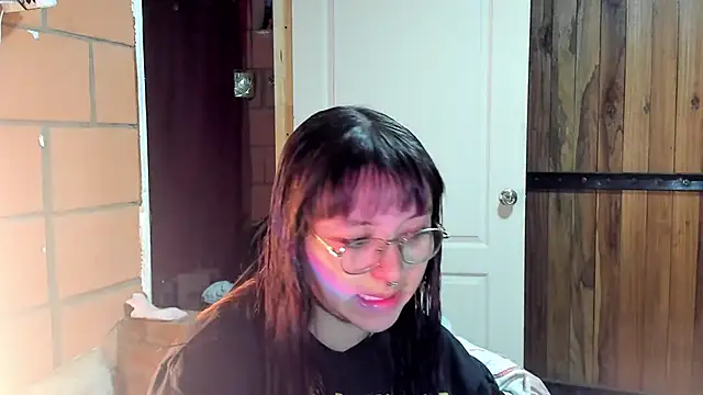 Violetaa Leee online show from 09/18/25, 02:35