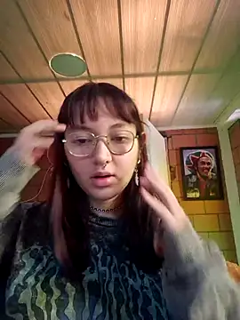 Violetaa Leee online show from 09/19/25, 04:29