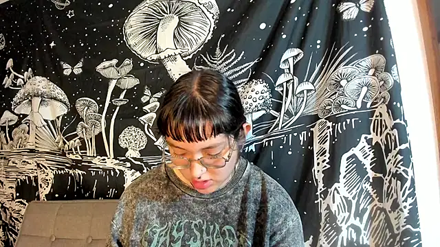 Violetaa Leee online show from 10/02/25, 02:07