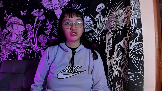 Violetaa Leee online show from 10/12/25, 01:37