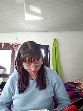 Violetaa Leee online show from 10/24/25, 03:19