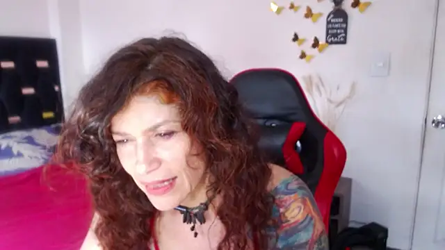 Snapshot of fenix_colette chatting on 09/12/25, 08:20 fenix colette online show from 09/12/25, 08:20