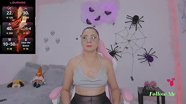 milfAaura online show from 10/25/25, 03:14