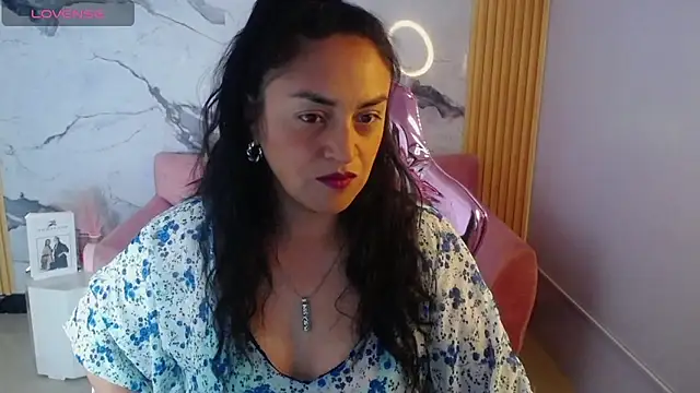 tamara ch1 online show from 10/01/25, 03:23