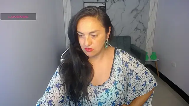 tamara ch1 online show from 10/24/25, 10:28