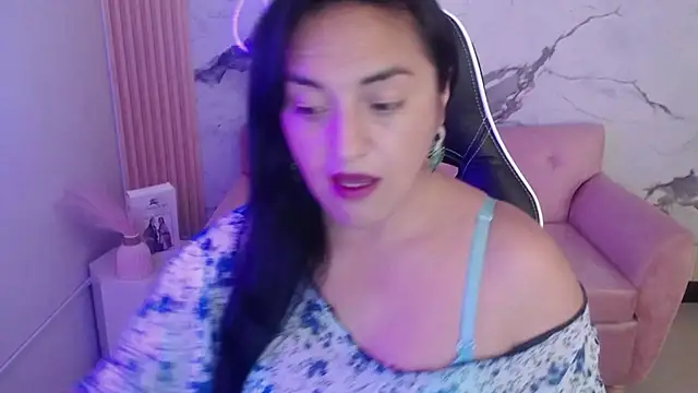 tamara ch1 online show from 11/13/25, 03:05