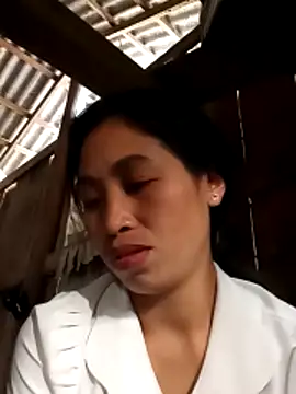 Snapshot of misa_00 chatting on 11/27/25, 09:33 misa 00 online show from 11/27/25, 09:33