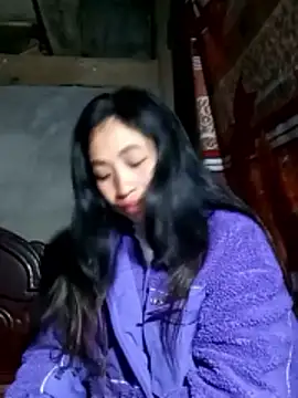 Snapshot of misa_00 chatting on 12/16/25, 03:33 misa 00 online show from 12/16/25, 03:33