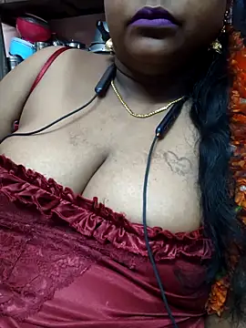 Snapshot of bakyasree143 chatting on 09/18/25, 11:40 bakyasree143 online show from 09/18/25, 11:40