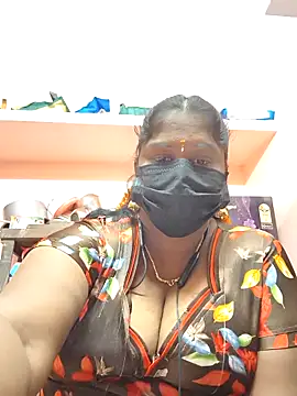 Snapshot of bakyasree143 chatting on 09/20/25, 04:19 bakyasree143 online show from 09/20/25, 04:19