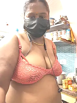 Snapshot of bakyasree143 chatting on 10/12/25, 03:27 bakyasree143 online show from 10/12/25, 03:27