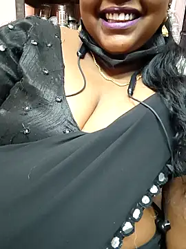 Snapshot of bakyasree143 chatting on 10/12/25, 05:45 bakyasree143 online show from 10/12/25, 05:45