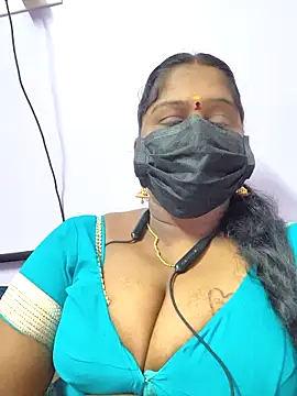 Snapshot of bakyasree143 chatting on 10/30/25, 05:57 bakyasree143 online show from 10/30/25, 05:57