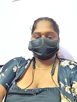 Snapshot of bakyasree143 chatting on 11/01/25, 12:51 bakyasree143 online show from 11/01/25, 12:51