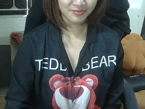 Snapshot of anna-sweet69 chatting on 03/07/26, 02:41 anna-sweet69 online show from 03/07/26, 02:41