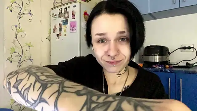 CandaceBlaze online show from 10/04/25, 08:18