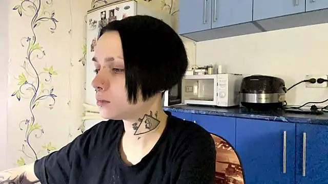 CandaceBlaze online show from 10/08/25, 08:17