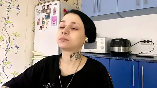 CandaceBlaze online show from 10/13/25, 08:20