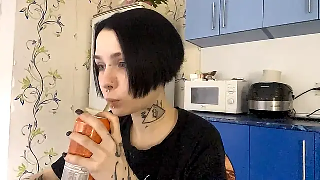 CandaceBlaze online show from 10/17/25, 08:11