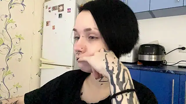 CandaceBlaze online show from 10/20/25, 08:09