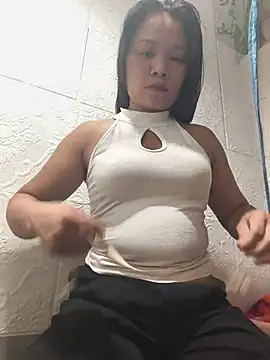 venu00 online show from 07/28/26, 02:13