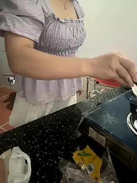 kem 2000 online show from 10/04/25, 03:32