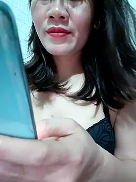 Singlemom69x online show from 06/05/26, 02:51