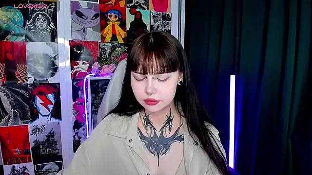 Morana Batt online show from 10/03/25, 01:46