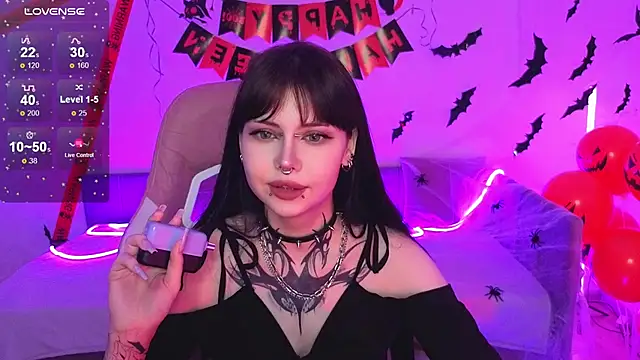 Morana Batt online show from 10/28/25, 02:26