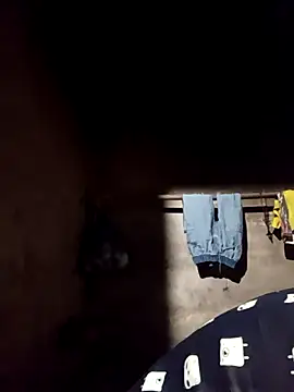 Snapshot of YAYAA-502 chatting on 11/20/25, 11:15 YAYAA-502 online show from 11/20/25, 11:15