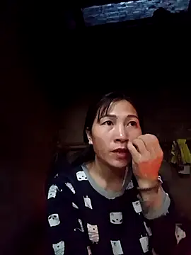 Snapshot of YAYAA-502 chatting on 11/22/25, 12:20 YAYAA-502 online show from 11/22/25, 12:20